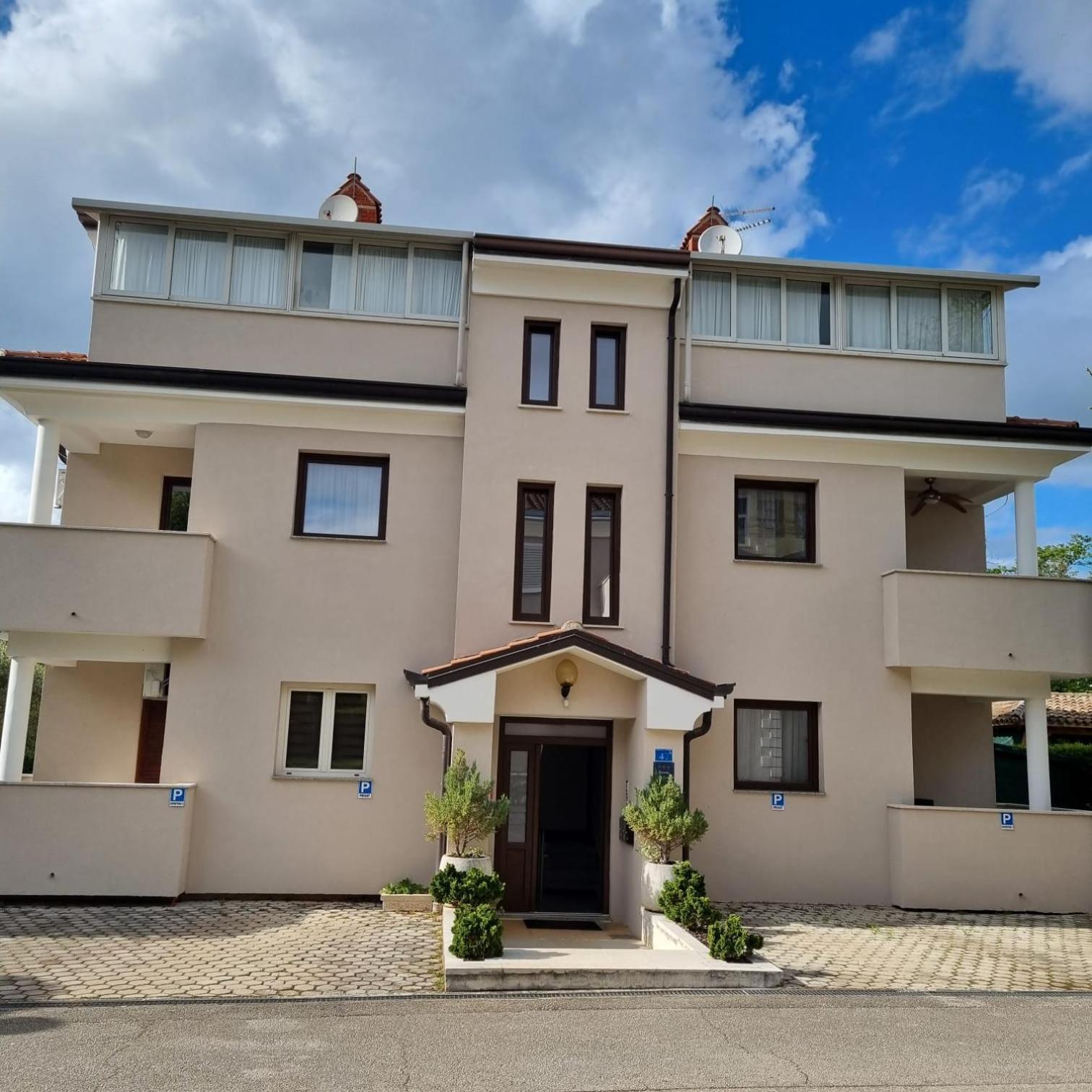 Apartments Krizine Умаг Екстер'єр фото